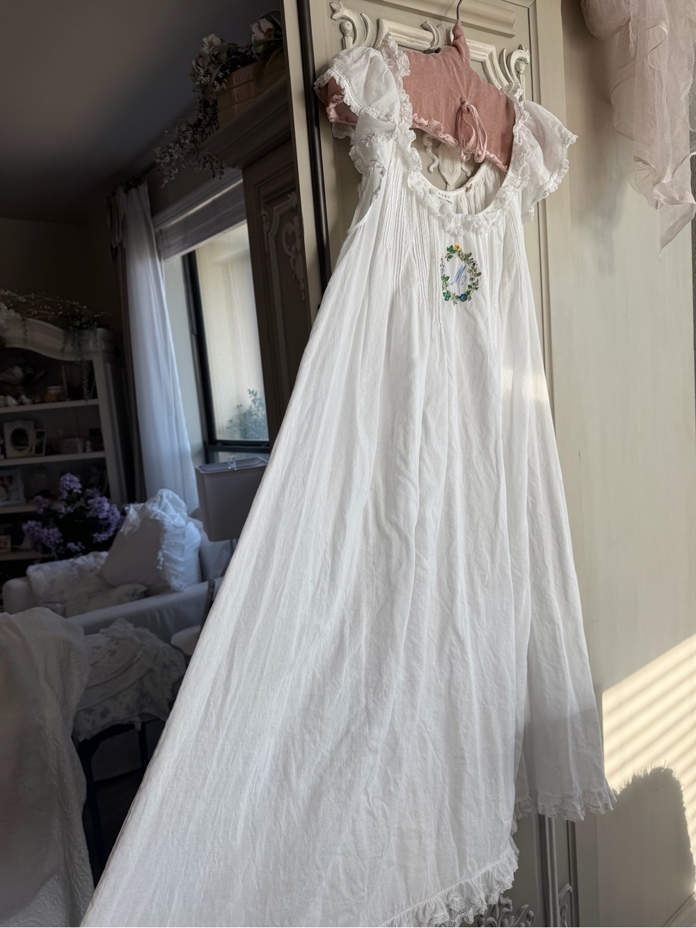 DOÉN “Heirloom Monogram” Nightgown, White, Embroidery Monogram, “M” Size L - Picture 2 of 15